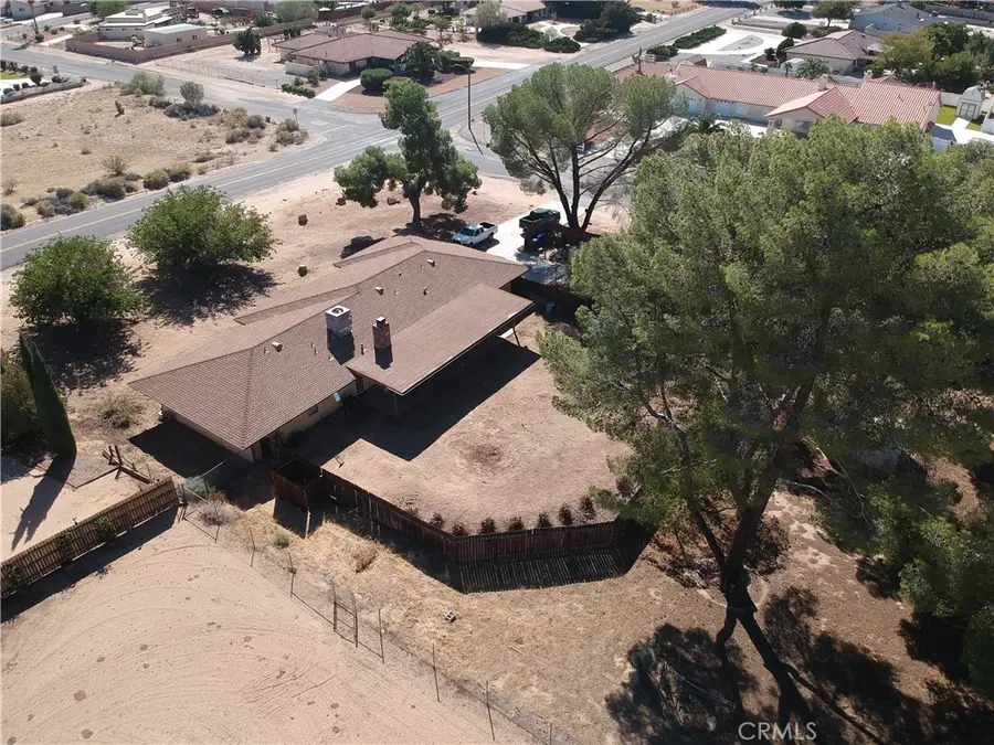 19430 Tomahawk Road, Apple Valley, CA 92307 - #3