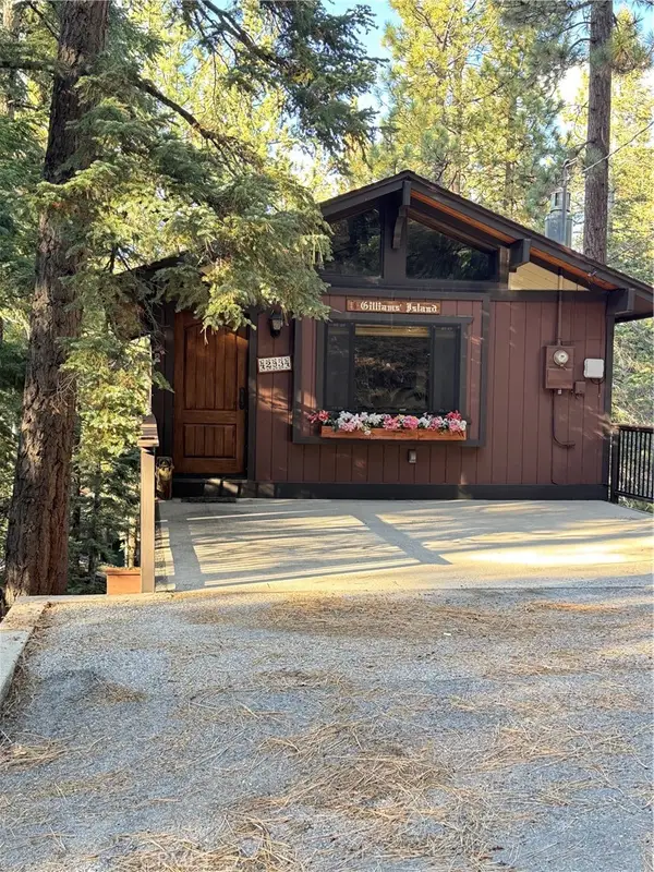 42934 Falls, Big Bear Lake, CA 92315