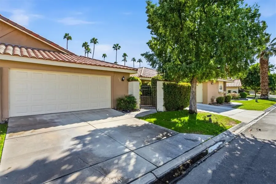 200 Seville Circle, Palm Desert, CA 92260 - #3