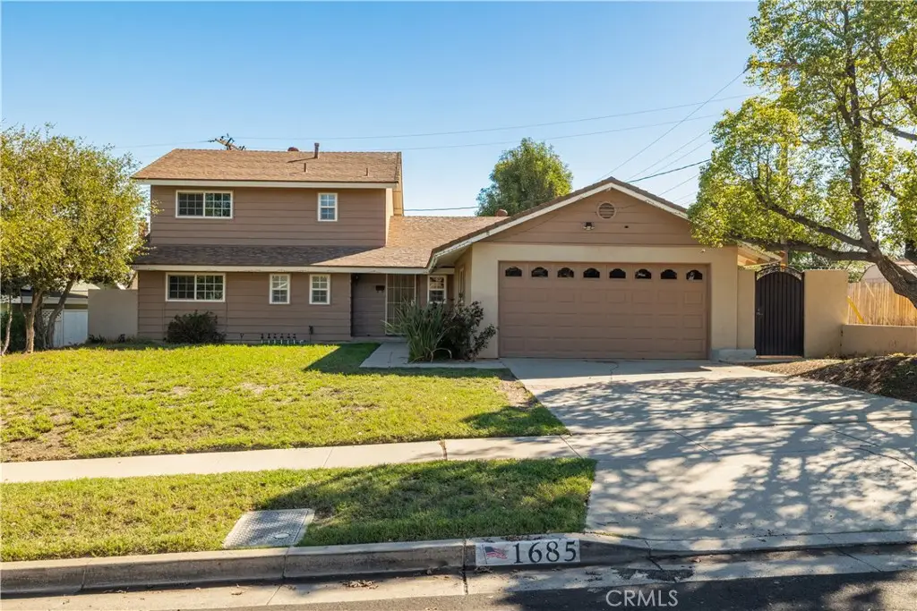 1685 S Belle, Corona, CA 92882 - #1