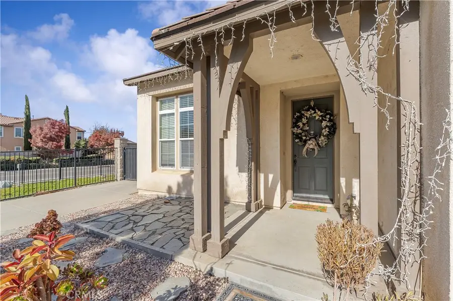 32764 Lambeth, Winchester, CA 92596 - Image #2