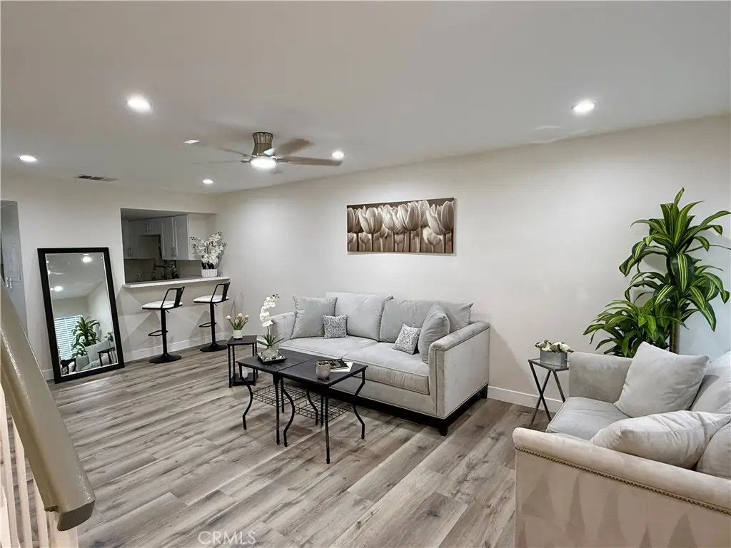 810 W Compton Blvd #7, Compton, CA 90220 - Image #1