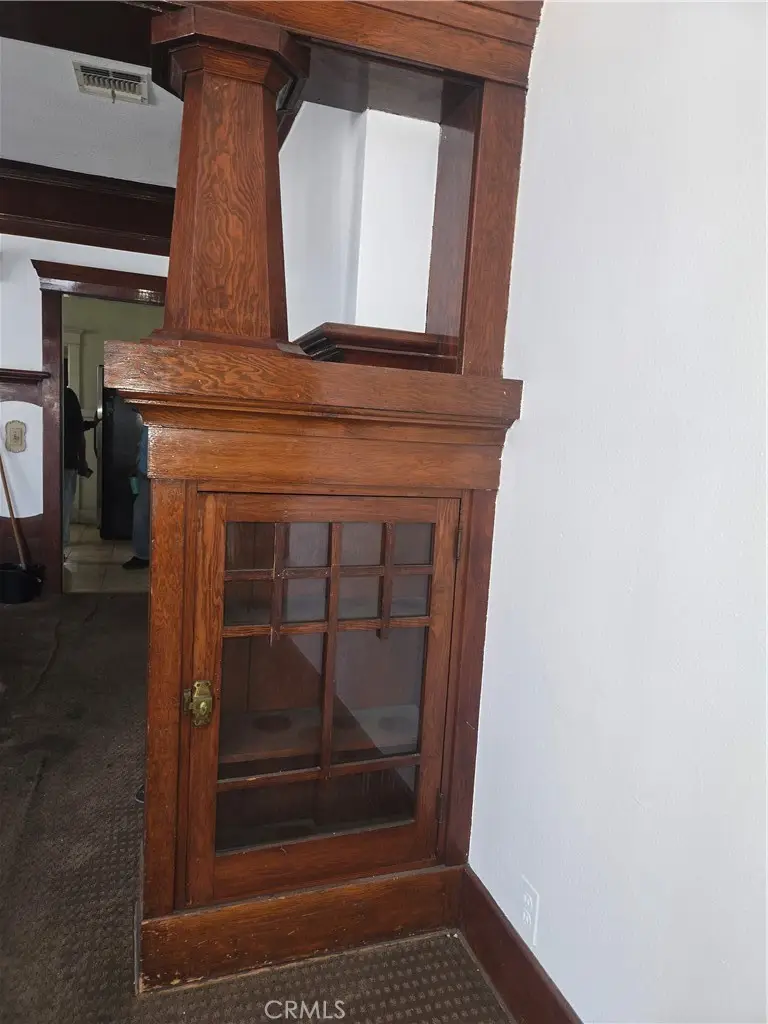 555 W 43rd, Los Angeles, CA 90037 - #3