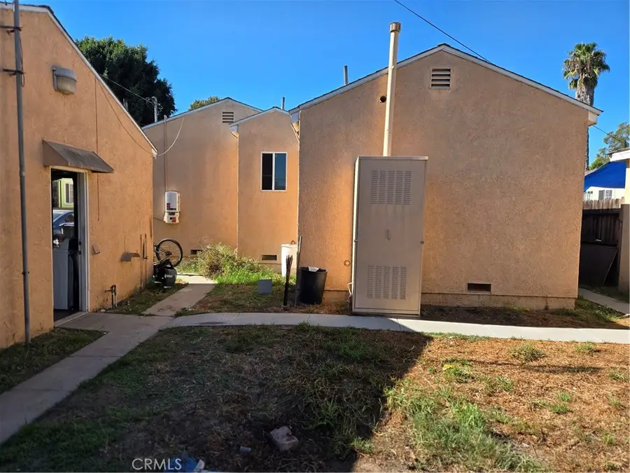11098 Hulme, Lynwood, CA 90262 - #2