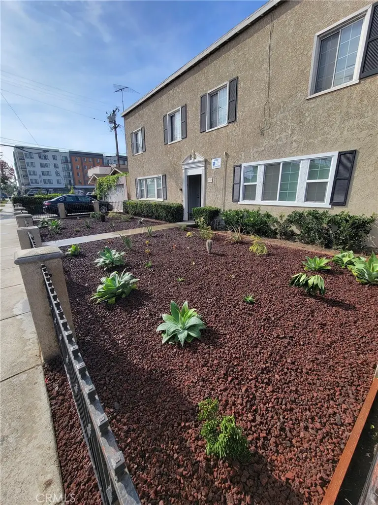 1323 Walnut Ave, Long Beach, CA 90813 - #1