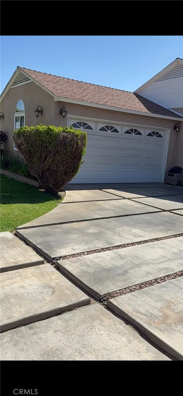 11703 Wilkie, Hawthorne, CA 90250