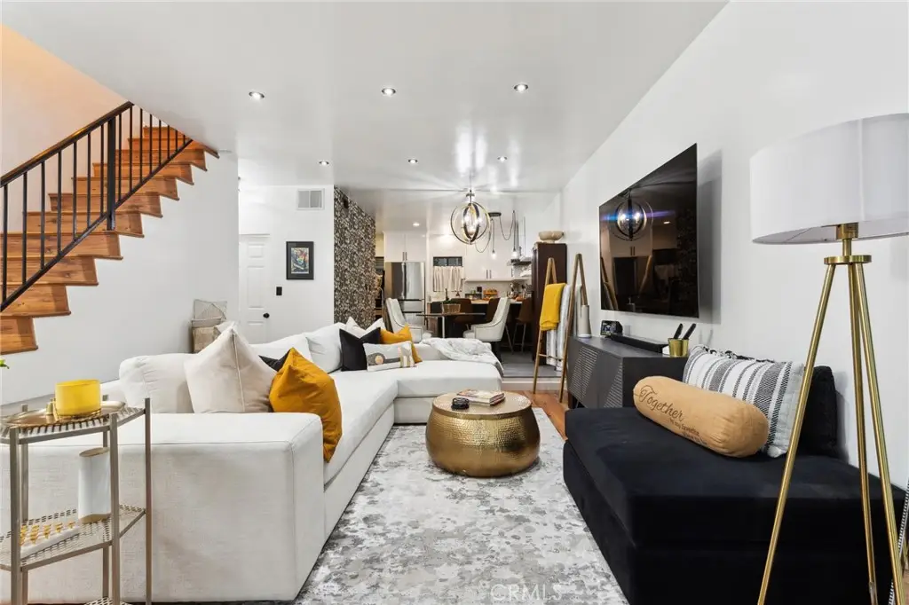 4260 Cedros #D, Sherman Oaks, CA 91403 - #1