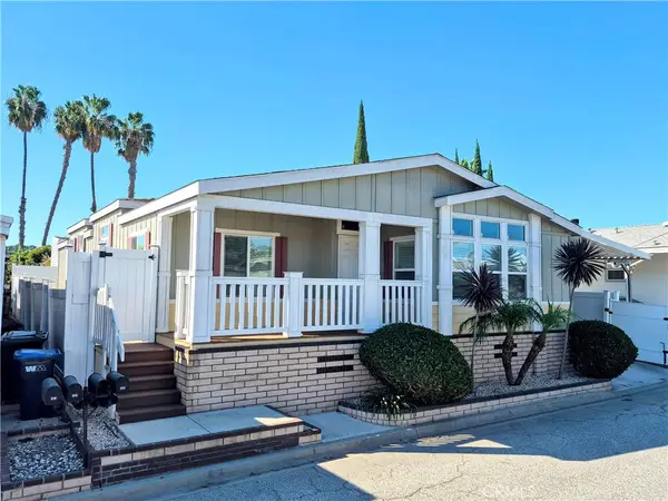 2601 E Victoria Street #14, Rancho Dominguez, CA 90220