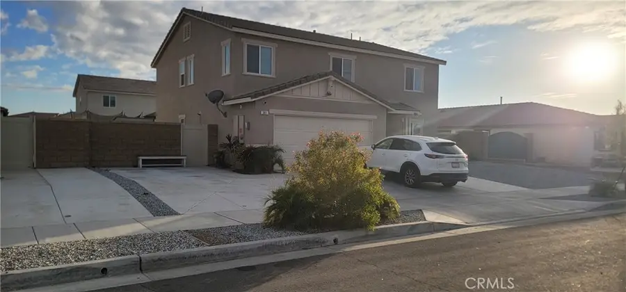 381 Britannia Rd, Hemet, CA 92543 - Image #2