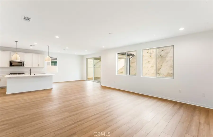 4085 Hudson Lane, Lake Elsinore, CA 92530 - Image #2