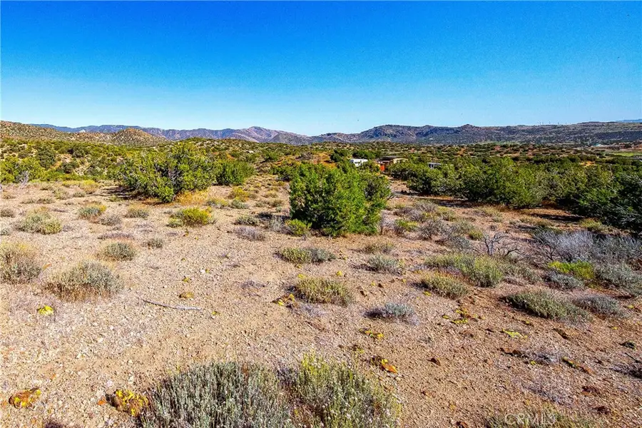 26000 Arabian Place, Tehachapi, CA 93561 - Image #2