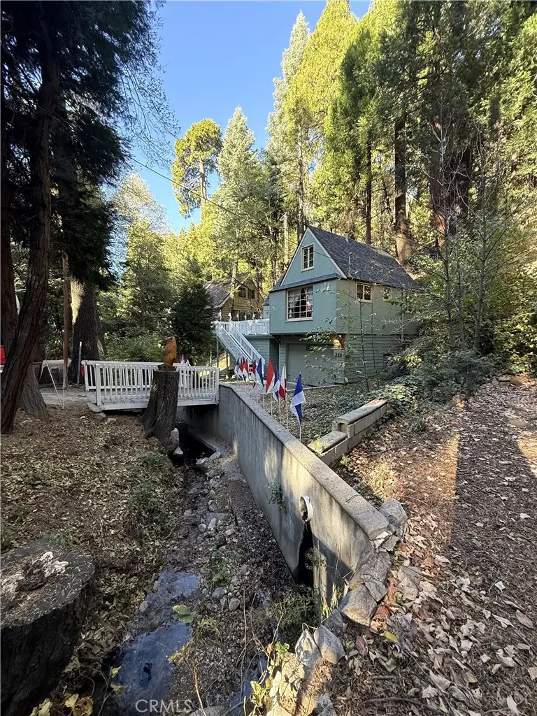 230 Fremont Road, Lake Arrowhead, CA 92352 - Image #1