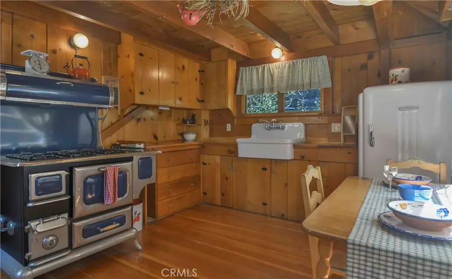 230 Fremont Road, Lake Arrowhead, CA 92352 - Image #3