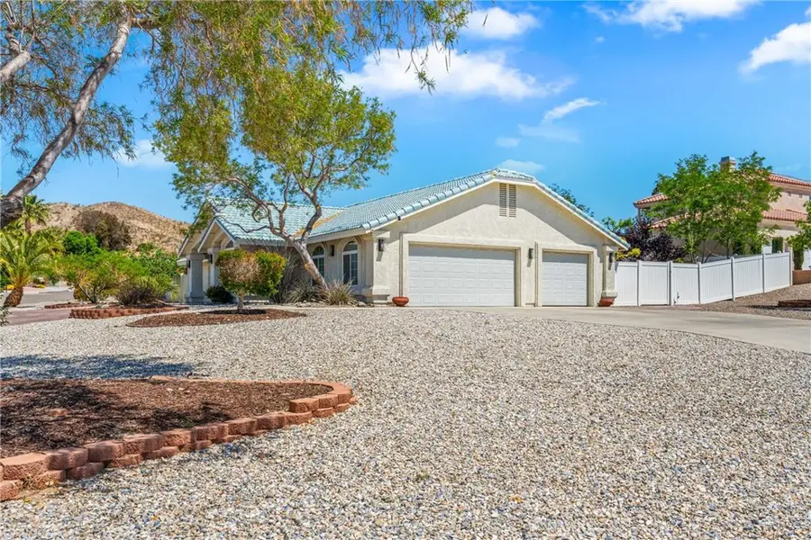 16501 Menahka Road, Apple Valley, CA 92307 - Image #3