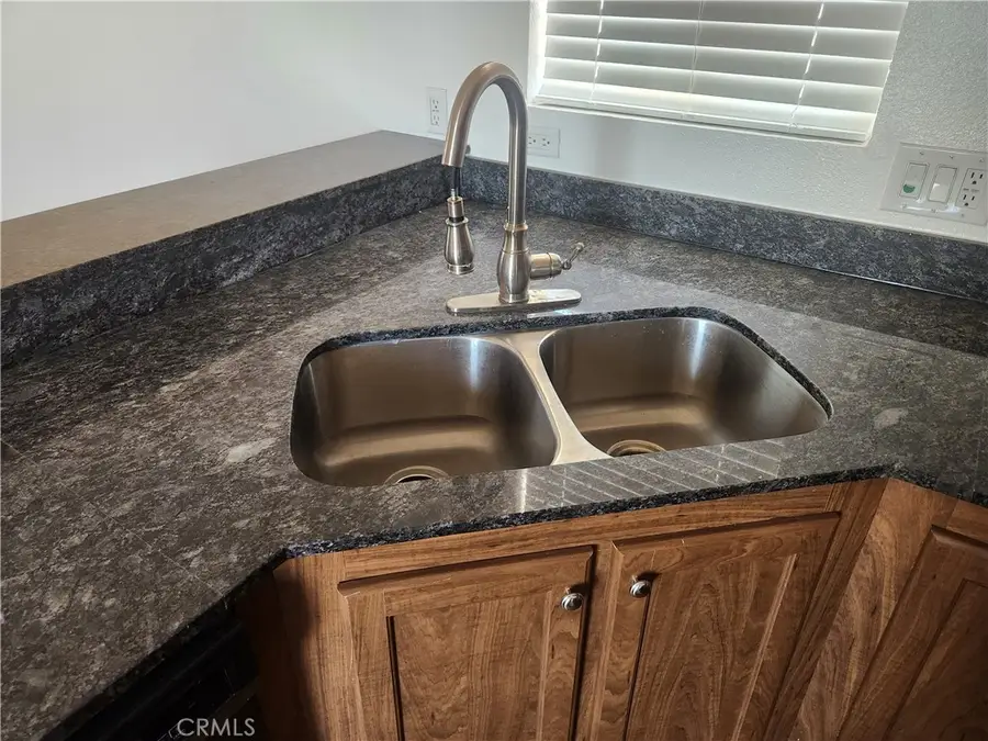 60784 Stagemans Road, Landers, CA 92285 - #3