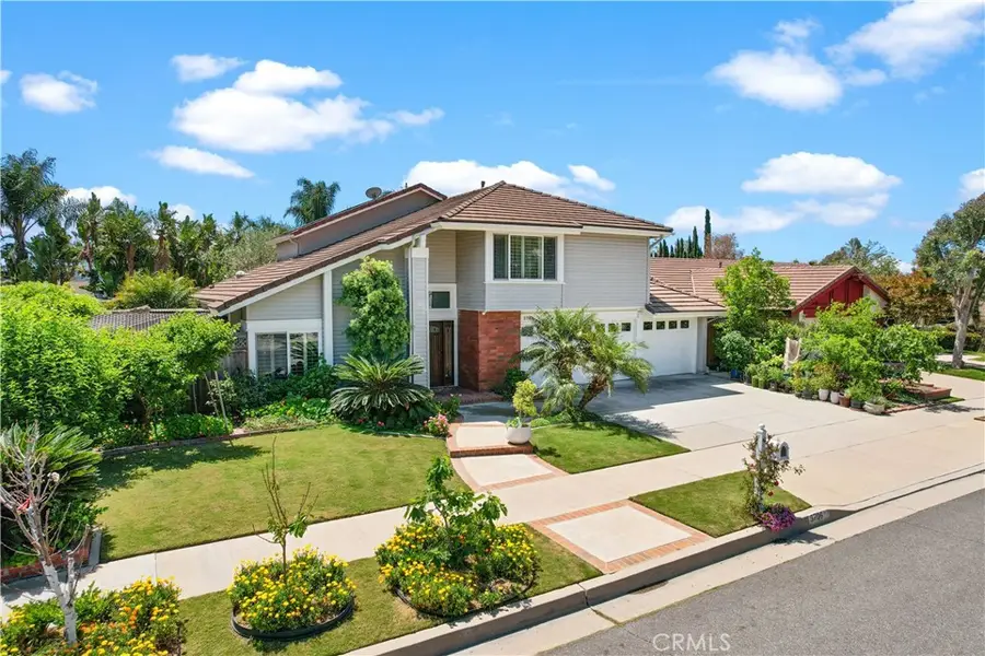 5706 E Bryce Avenue, Orange, CA 92867 - Image #2