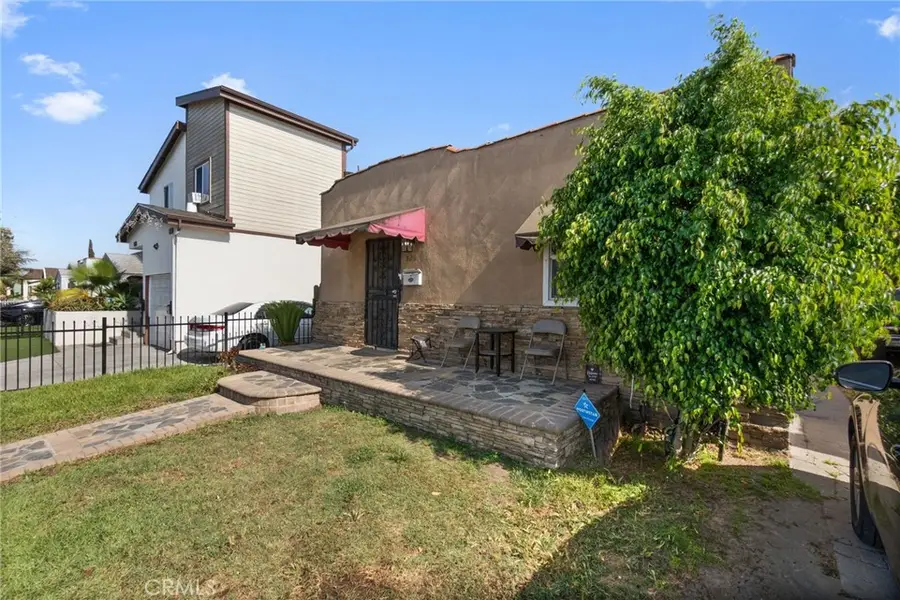 826 E 83rd Street, Los Angeles, CA 90001 - Image #2