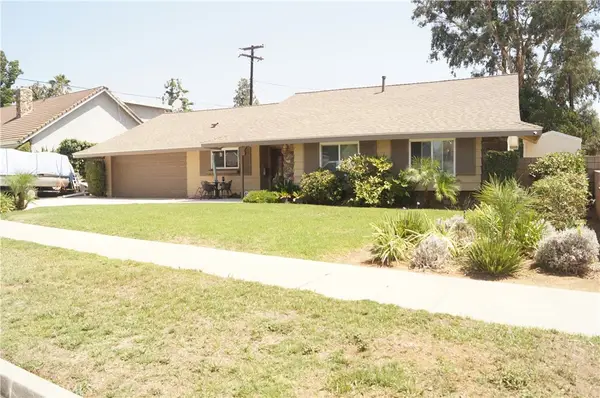 840 Apache Trail, Riverside, CA 92507