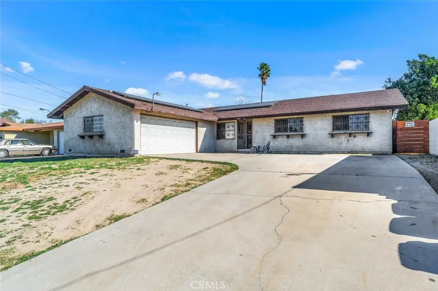 565 S Joyce Avenue, Rialto, CA 92376 - Image #2