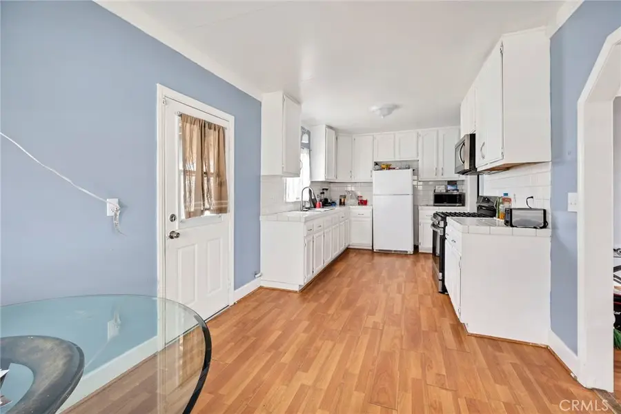 1210 E Whittier, Hemet, CA 92543 - Image #3