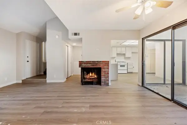 1974 E Lynwood Drive #8B, San Bernardino, CA 92404