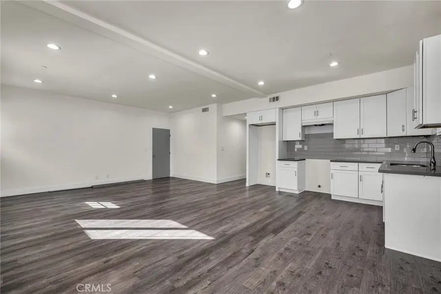 755 E 84th, Los Angeles, CA 90001 - #3