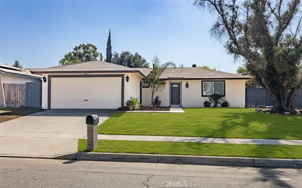 824 Hartzell Avenue, Redlands, CA 92374 - Image #1