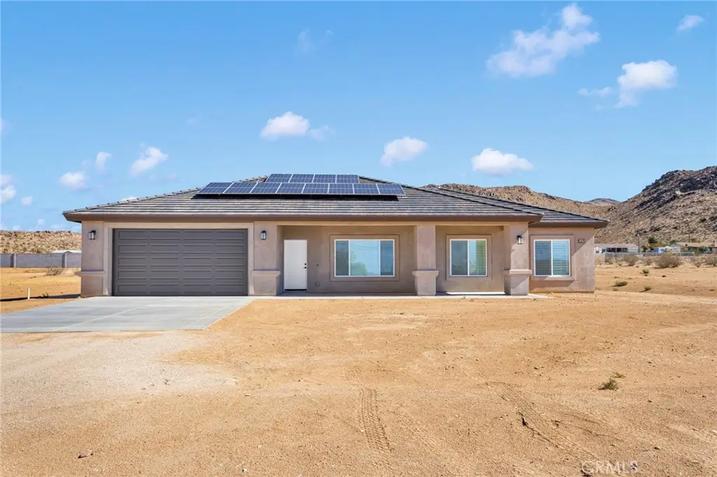 15561 Desert Star, Apple Valley, CA 92307 - #1