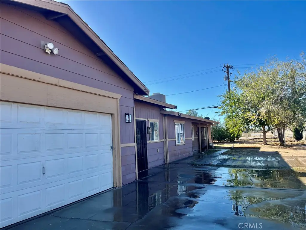 10715 3rd Avenue, Hesperia, CA 92345 - Image #1