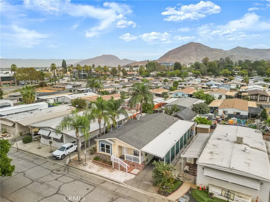138 Sir Damas Drive, Riverside, CA 92507 - #3