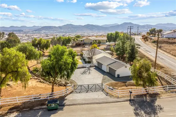 24765 Las Flores Drive, Canyon Lake, CA 92587
