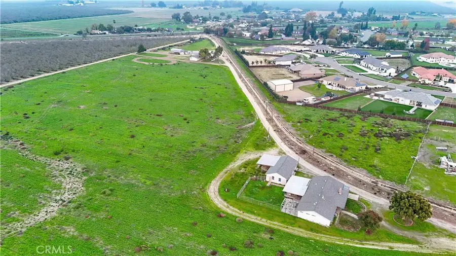 6676 Gertrude Avenue, Winton, CA 95388 - #2
