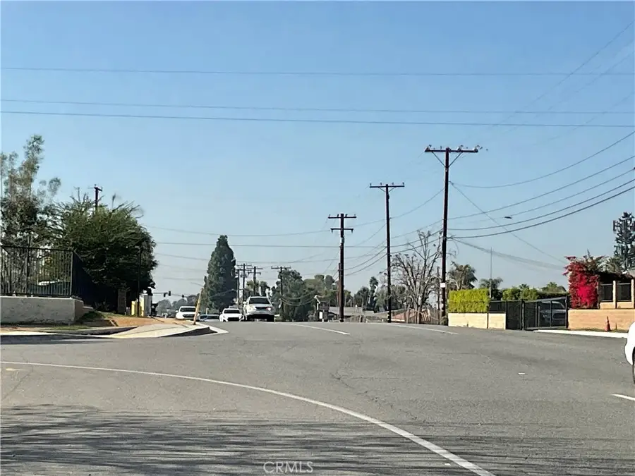 10655 Limonite, Jurupa Valley, CA 91752 - Image #3