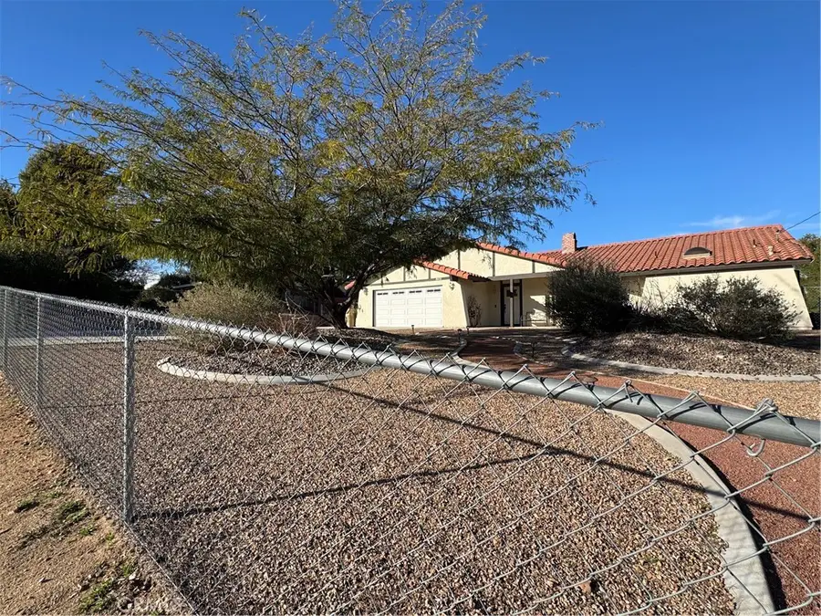 16834 Elm Street, Hesperia, CA 92345 - #2