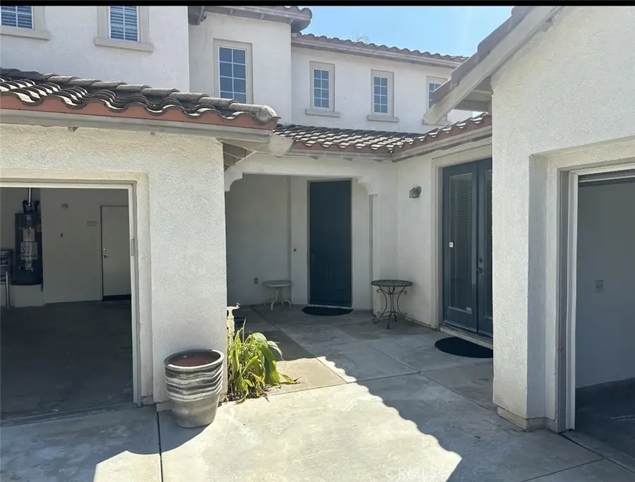 11306 Trailstone Court, Riverside, CA 92505 - #2