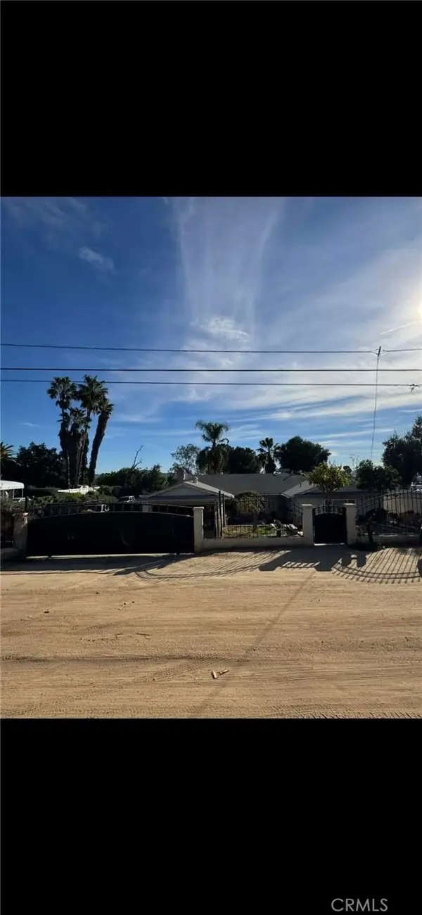 25325 Mountain Cliff Dr, Moreno Valley, CA 92557