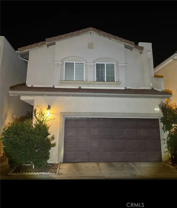 9001 Owensmouth #28, Canoga Park, CA 91304