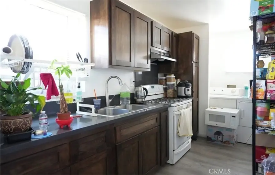 1144 W 85th, Los Angeles, CA 90044 - #3