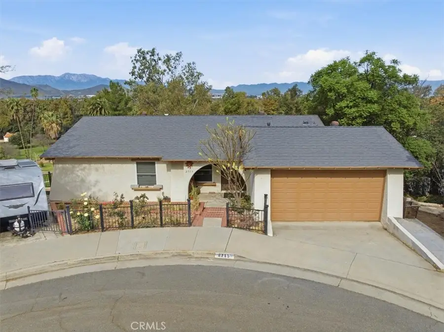 2715 Brockton, Riverside, CA 92501 - #2
