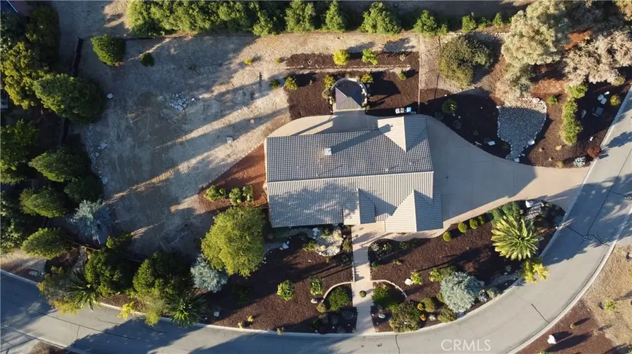 170 Nutwood Circle, Paso Robles, CA 93446 - #2