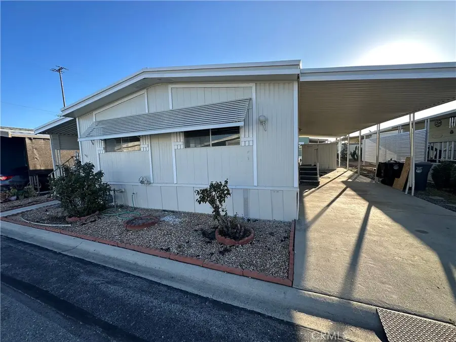 1895 W Devonshire #20, Hemet, CA 92545 - #2