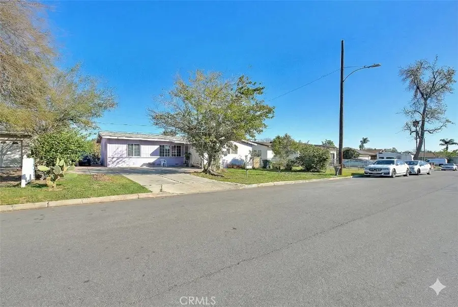 8651 Encinitas, Fontana, CA 92335 - #2