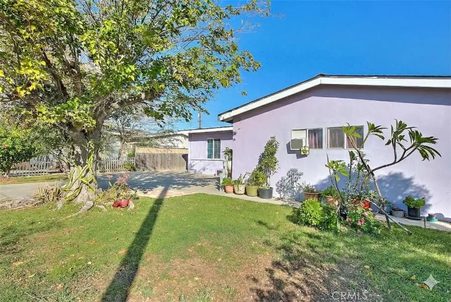 8651 Encinitas, Fontana, CA 92335 - #3