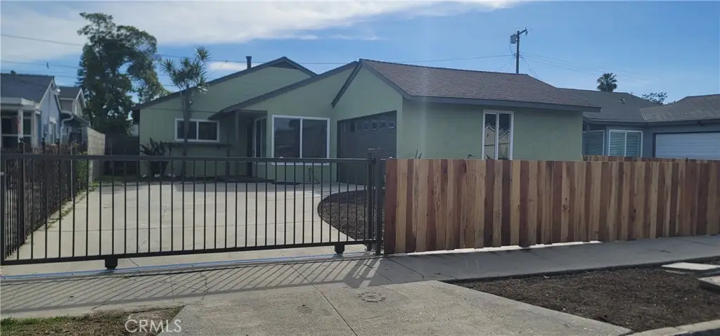 720 W 137th, Compton, CA 90222 - #1