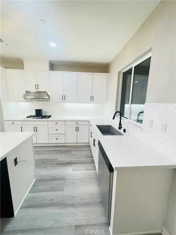 658 Aswut Circle, San Jacinto, CA 92582