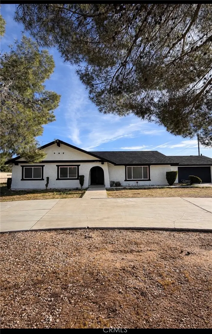 20585 Yucca Loma, Apple Valley, CA 92307 - #1