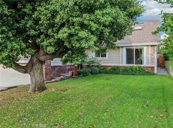 1016 La Feliz, Redlands, CA 92373