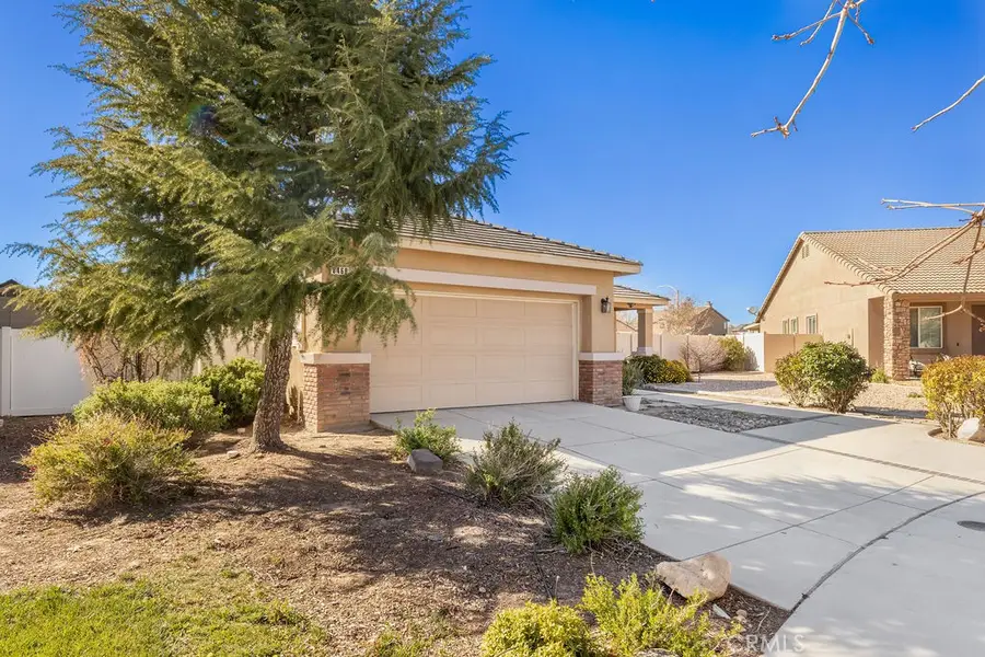 8466 Hoover Court, Oak Hills, CA 92344 - #2
