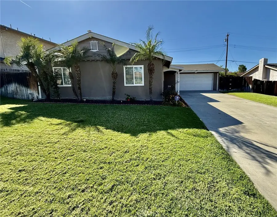 2172 Kellogg Avenue, Corona, CA 92879 - #3