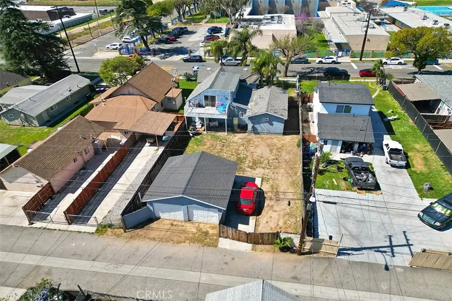 139 N Palm Avenue, Rialto, CA 92376 - #2